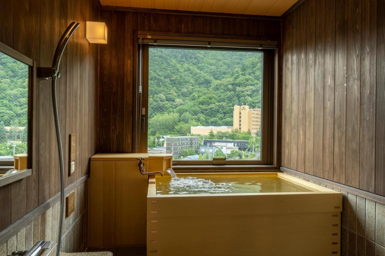 Jozankei Onsen Yurakusoan Hotel Sapporo Buitenkant foto