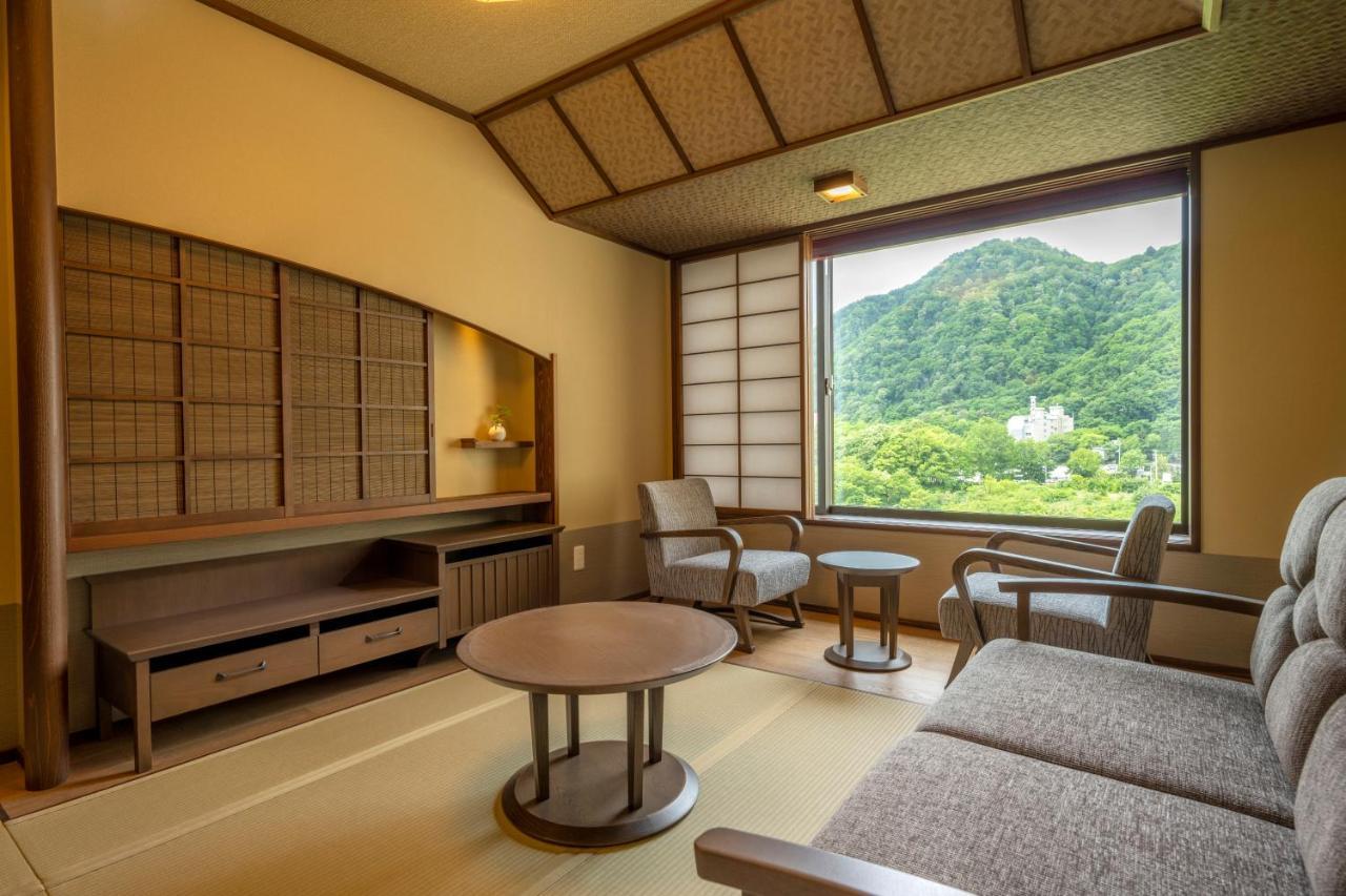 Jozankei Onsen Yurakusoan Hotel Sapporo Buitenkant foto