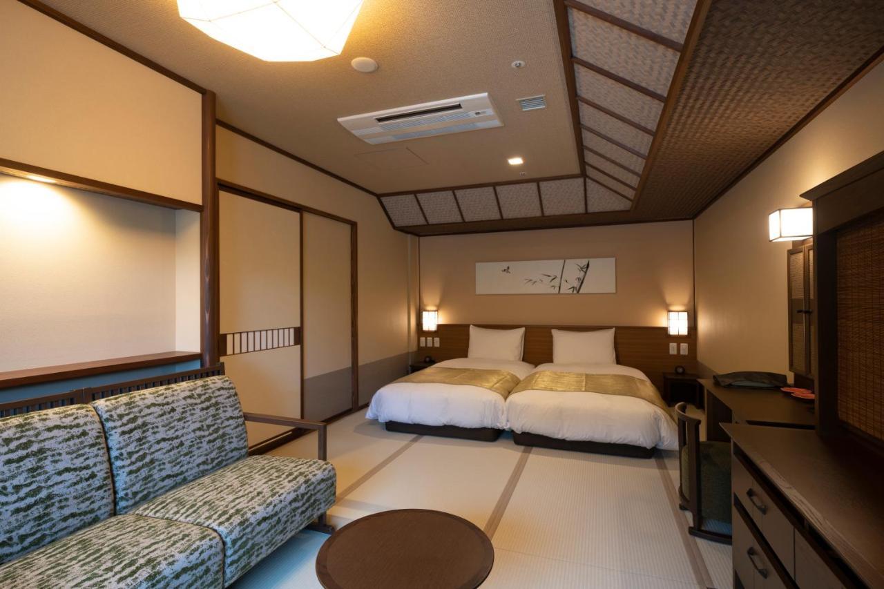 Jozankei Onsen Yurakusoan Hotel Sapporo Buitenkant foto