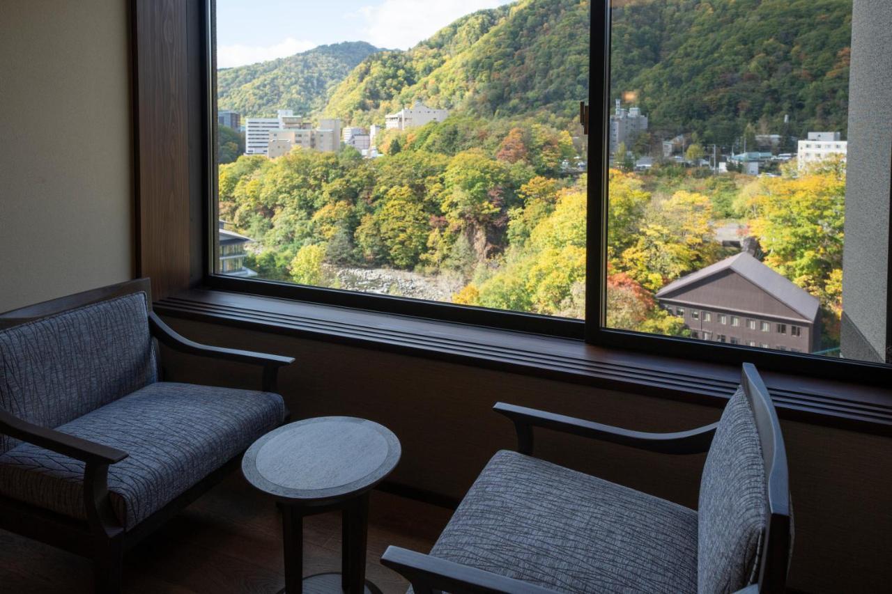 Jozankei Onsen Yurakusoan Hotel Sapporo Buitenkant foto