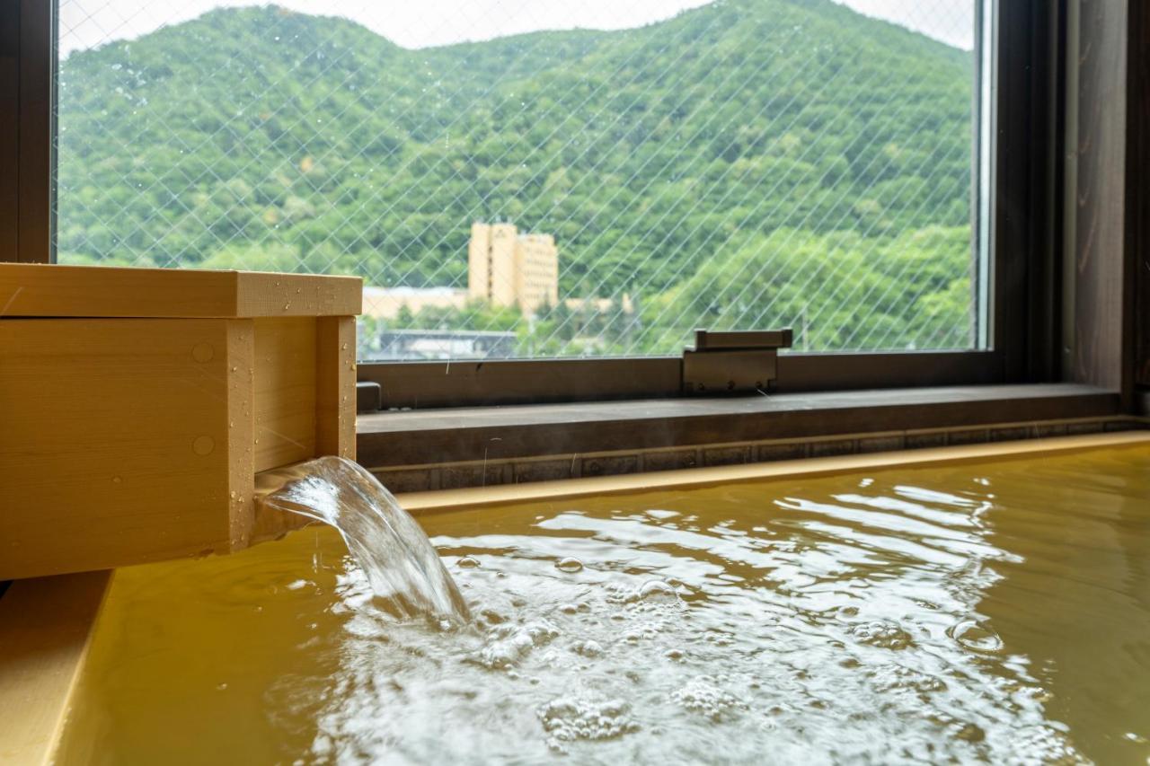 Jozankei Onsen Yurakusoan Hotel Sapporo Buitenkant foto