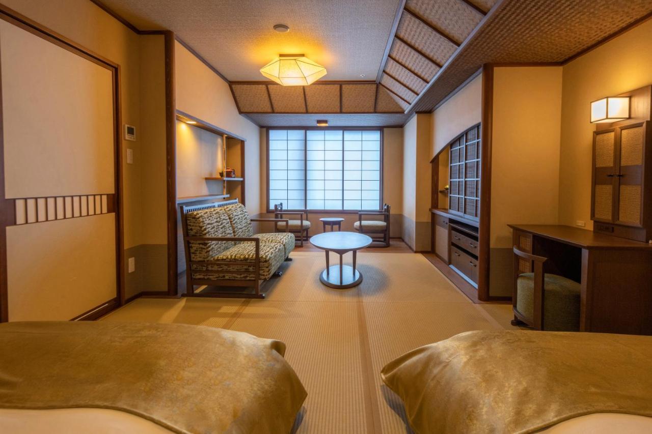 Jozankei Onsen Yurakusoan Hotel Sapporo Buitenkant foto