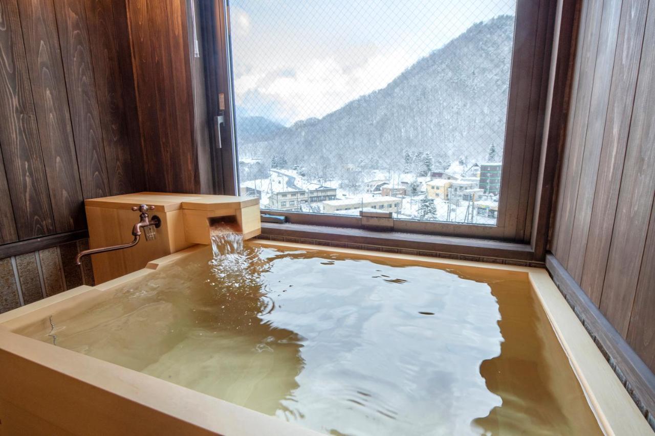 Jozankei Onsen Yurakusoan Hotel Sapporo Buitenkant foto