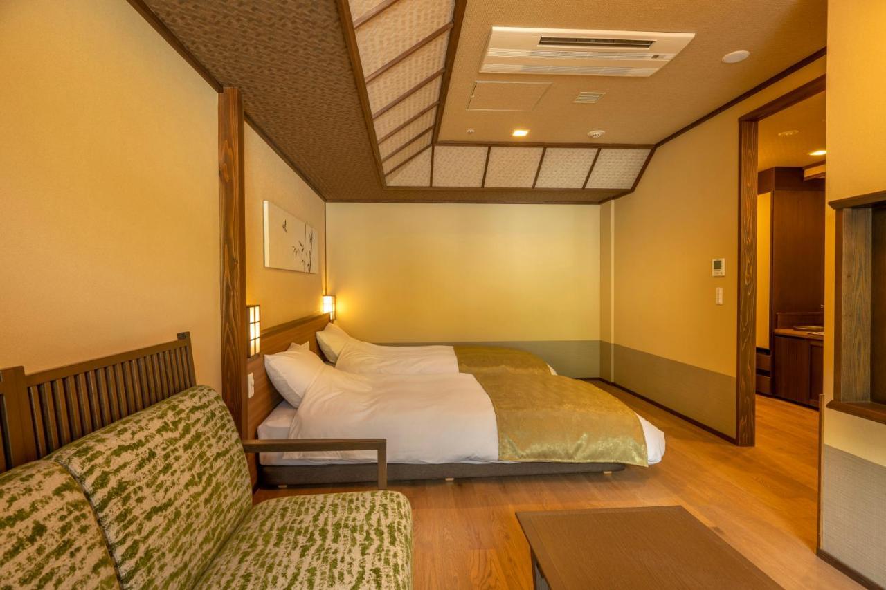 Jozankei Onsen Yurakusoan Hotel Sapporo Buitenkant foto