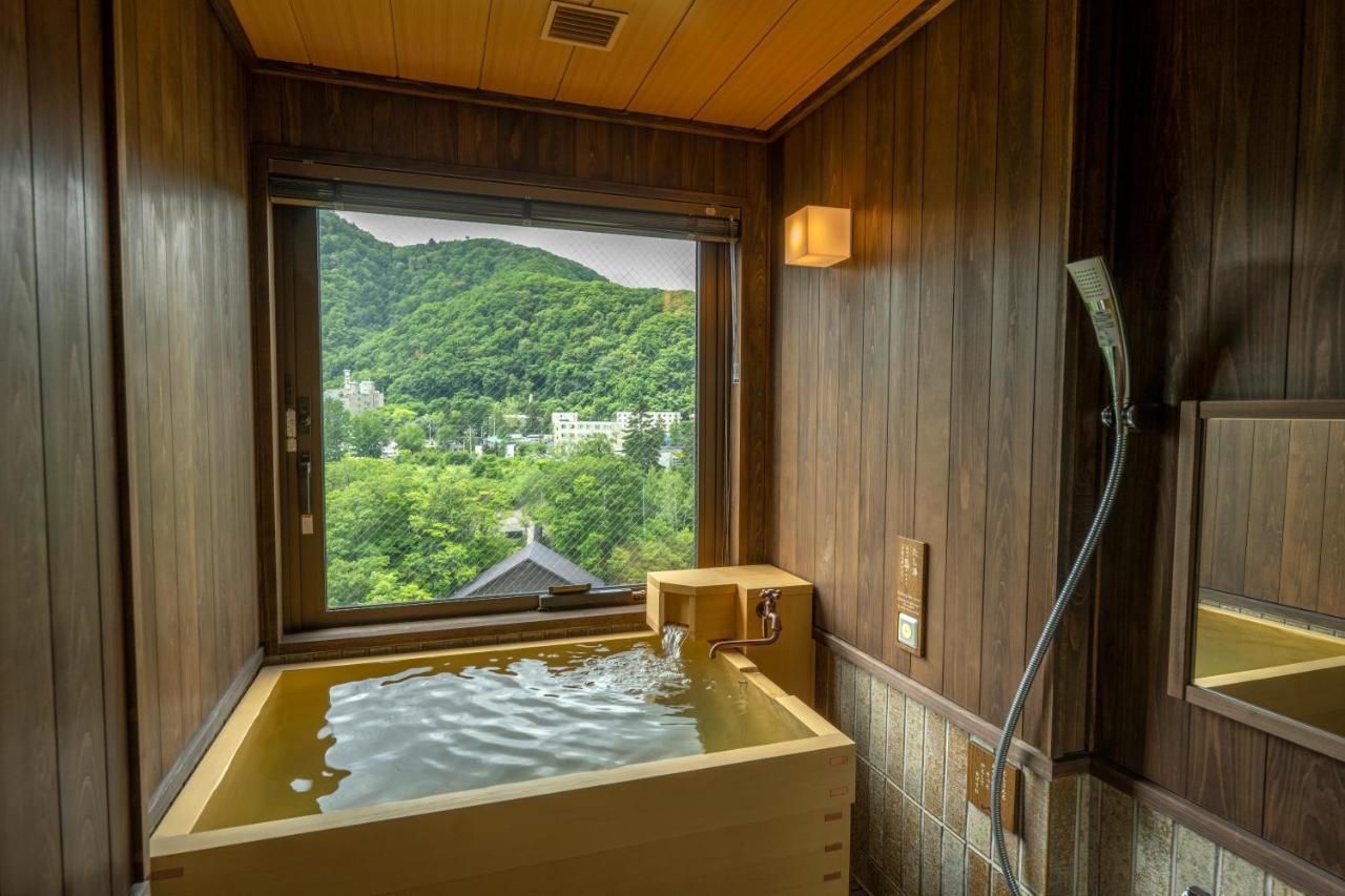 Jozankei Onsen Yurakusoan Hotel Sapporo Buitenkant foto